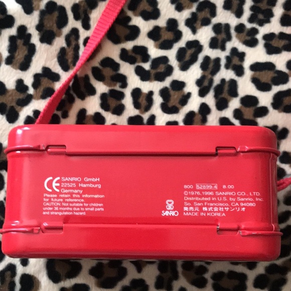 1996 HELLO KITTY ❤️ Sanrio Metal Tin Purse Red Teacup Vintage 90s Bear Kawaii - Picture 13 of 17